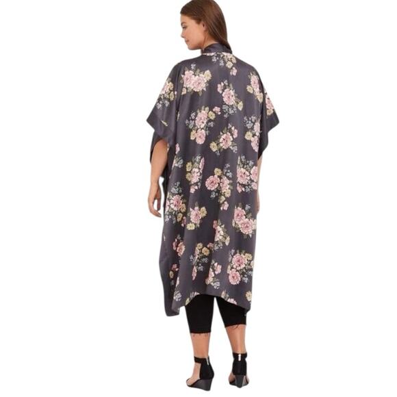 Torrid Kimono Robe Side Tie Open Front Gray Pink Floral Satin Women’s Plus OS - Picture 2 of 13